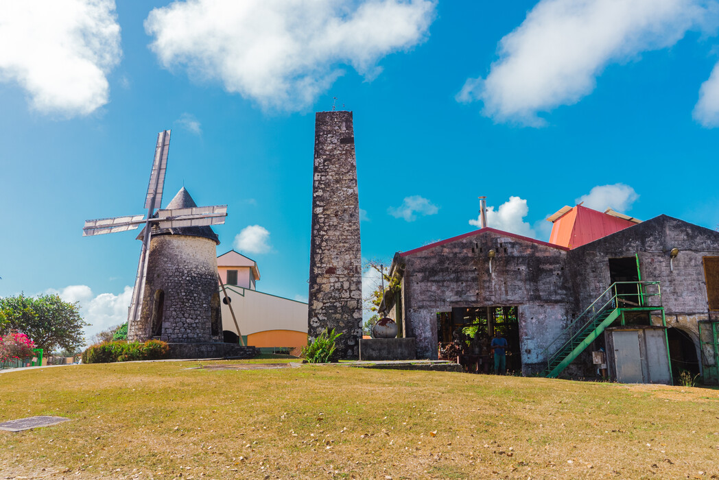 An introduction to the distilleries and rum manufacturers in Guadeloupe