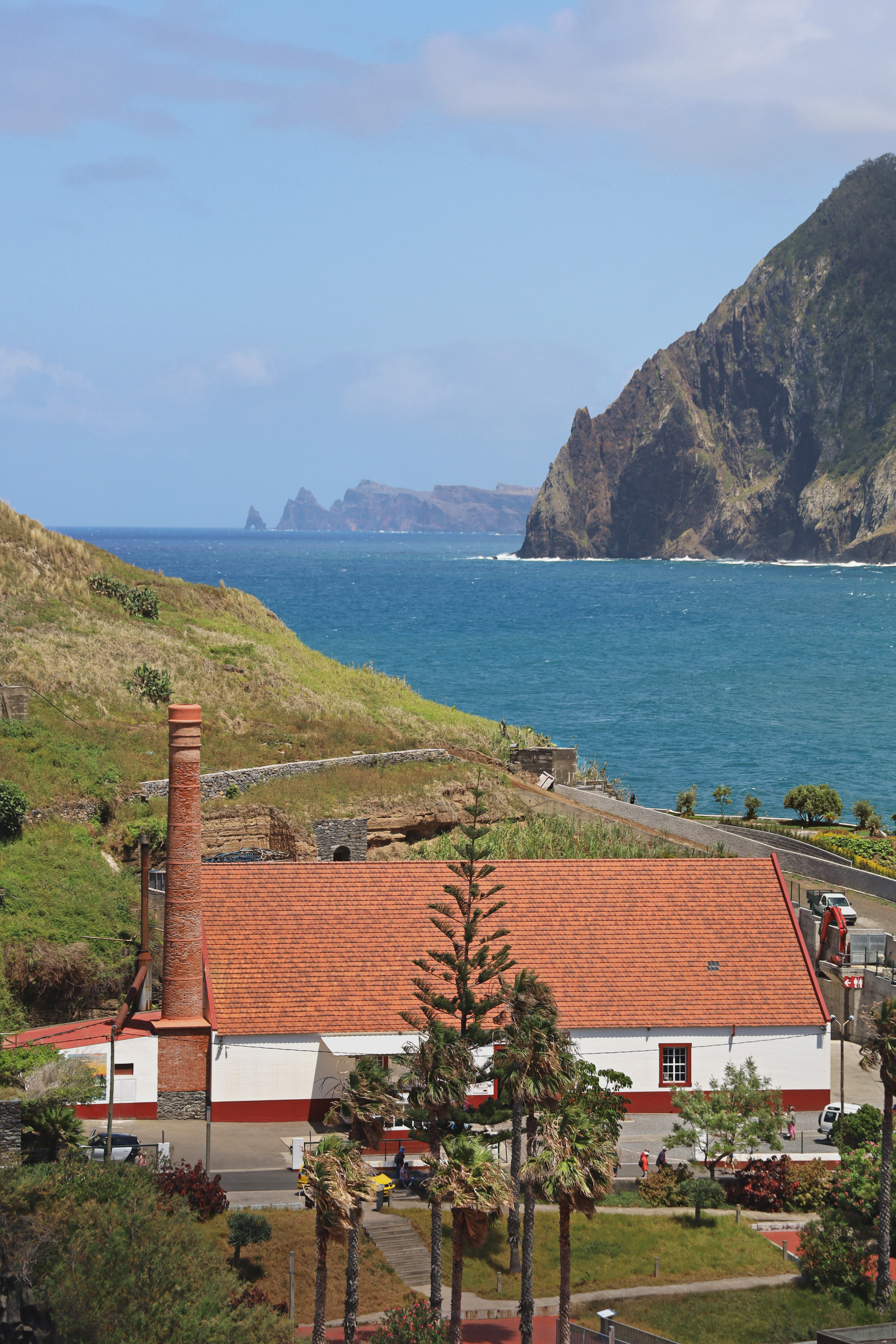 Engenhos do Norte and the coastal landscape of Porto da Cruz